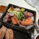 초밥짓는남자 | 모듬사시미 미나리돌문어전 닭다리살튀김 먹고 온 후기(토요일웨이팅) + 순교씨 배달사시미, 초밥 후기