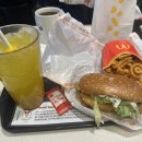 #버거킹 #KFC 페스트 푸드 폐인에 꼰대 : 교회 수련회...대체 후기 과제전 - 맥도날드 행운버거 먹방 후기