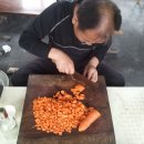 산닭백숙 이미지