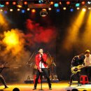 피크를 던져라 이미지