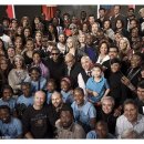 위아더월드 이미지