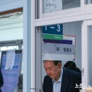 늘봄교실에서 투표하는 윤석열 이미지