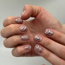 손끝의 예술, 셀프네일 | [2026 네일 트렌드 리포트] 손끝에서 피어나는 예술, 올해 꼭 알아야 할 5가지 트렌드