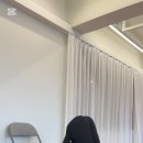 [위아요가/아차산역 요가]핀차마유라가 어렵다면? 어깨가 무너지지 않게 흉추를 들어 올리는 연습 이미지