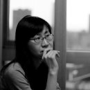 시인 진은영: 아름답고 정치적인 페미니스트 이미지