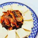 국산콩으로 만든 두부김치 이미지