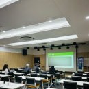 영통도서관 강의실 이미지