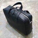 가죽 브리프 케이스 만들기 이미지