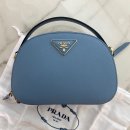 BH펠리스 | [온다패션] 프라다 오데트 블루 사피아노 토트백 착샷 후기 :) (1BH123 NZV F0637)