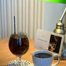 자이언트모터스 용인점 | 용인 카페 책가옥 예약제로 운영되는 조용한 북카페