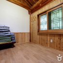 나비랑 한옥 이미지