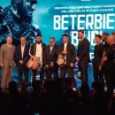 언더카드 이미지