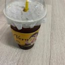 컴포즈커피부산과기대점