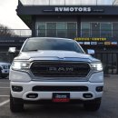 2020 Ram 1500 Limited V8 Hybrid 램박스 화이트 이미지