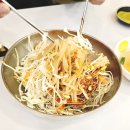 신포우리만두(원대점) | 신포시장 원조 만두 신포우리만두 본점 쫄면 튀김만두 돌솥비빔밥 후기 (+ 주차 꿀팁)