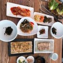 산아래보쌈，칼국수 이미지