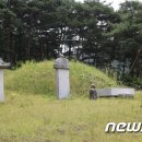 이상형묘비 이미지