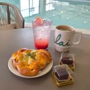 라이바VR카페 | 김포 두쫀쿠 맛집 브런치데이트 하기좋은 대형카페 더닐라이