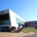 의창스포츠센터 빙상장 이미지