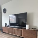 100인치 월넷피니쉬 TV 스탠드 New(Open Box) 이미지