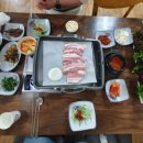 돌솥쌈밥촌 이미지