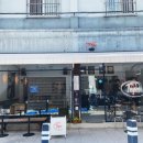 계산성당, 태극기, | 근대골목 스탬프 투어 (폭싹 속았수다 드라마 촬영지 계산성당, 이상화 고택, 근대 골목 단팥빵, 주차)