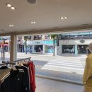 르꼬끄스포르티브오산 | 오산 르꼬끄 의류매장 전면 윈도우 로고 실사 블라인드(스크린) 설치