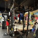 턱 땡기고 들어가서 원 어퍼 훅 이미지