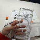 하단지구대 옆 교통섬2 내 | 갤럭시에서 아이폰 17프로로 넘어간 실사용 후기 | 슈피겐 필름·그래그, 케이스티파이 폰케이스 후기...