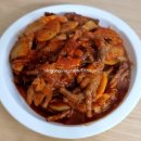 닭발굽는청년 이미지