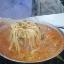 돼지네칼국수 - 성남시 중원구 둔촌대로401번길 7-1 | 돼지네칼국수