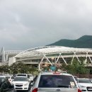 홈플러스 시계탑 앞 이미지