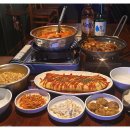 푸짐한김치찌개 이미지