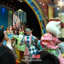 옥토버하우스 이미지