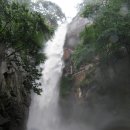 용서폭포 이미지