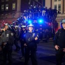 뉴욕경찰국(NYPD) 컬럼비아 대학 시위 진압 이미지