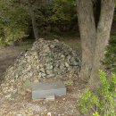 운학동 돌무지군 이미지