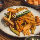 을지로3가역 맛집 한식 국밥에 깐양무침 조합, 팔팔너구리해장