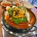 서부1-7(장산중학교) | 목동역 뼈해장국 서부 청기와 감자탕 가족 모임 좋네요. 진명여고 앞 혼밥 혼술 가능