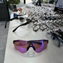 이마트 진주점 | 진주 안경원 ,선글라스,이마트진주점 사람과 안경