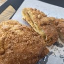 빽다방빵연구소송도트리플 | 빽다방 빵연구소 트리플소보로빵 맛 칼로리 특징 후기