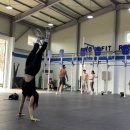 Hands up crossfit 이미지