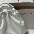 인더플럼 | 스탠드오일 플럼백 크림, 디자이너 브랜드 가방 추천