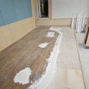 3305 | 학교 방송실 단상 바닥 시공｜스완카페트 FO3305 롤카페트 시공 사례