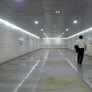 독립문 문화공원 앞 보도 이미지