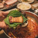 황금돼지구이 이미지