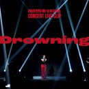 우즈(조승연) - ’Drowning‘ Live Clip 콘서트 버전 이미지