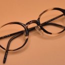 어나더아이즈 안경 이미지