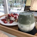 통영리스타트플랫폼 아트홀통(1층) | [통영] 통영 리스타트 플랫폼 북라운지와 카페 다시