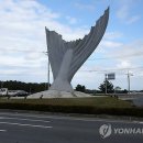 비행기조형물 이미지